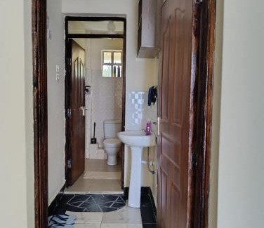 Hospital Apartamento | Nakuru modern home