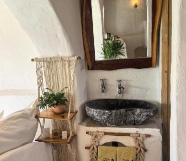 Seheil Island Hotel | Nala Narty Nubian House & Organic Farm