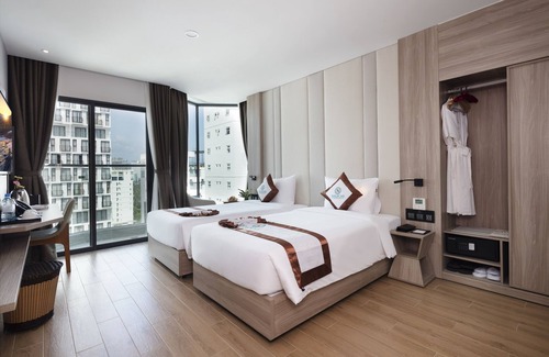 Tran Phu Beach Hotel | Nalicas Hotel