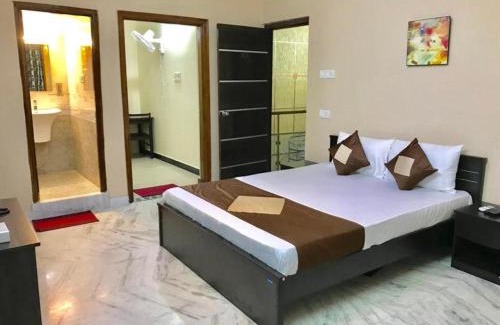 Nallur Hotel | Nallur Mylooran Arangam 3