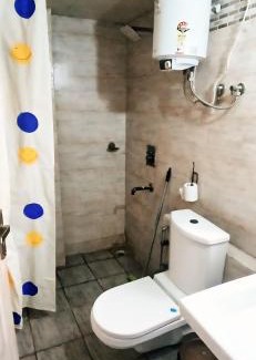 Vrindavan Apartamento | NAMAH RESORT HOMESTAY with KITCHEN Near PREM MANDIR