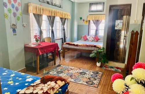 Sualkuchi Cama Y Desayuno | Namaskar Lodge and Homestay