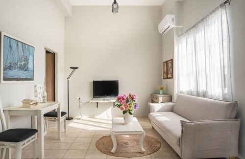Malevizi Casa | Namaste