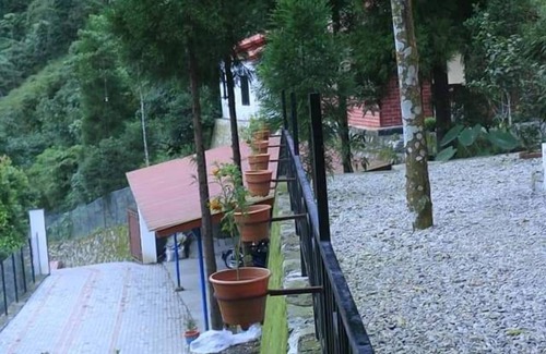 Bhedetar Complejo | Namaste Resort