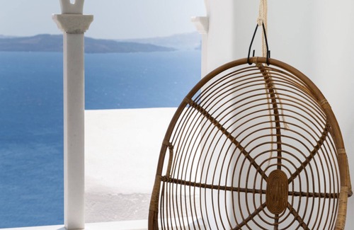 Oia Villa | Namaste Suites by Oias Local Cavehouses