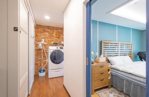 Namhae Casa | Namhae Boolgeun Noeul Pool Villa
