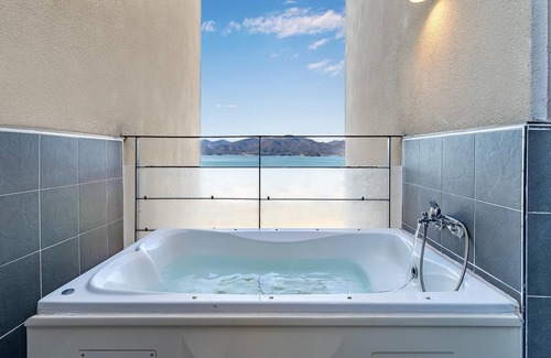 Namhae Casa | Namhae Byeol Grigo Namhae Pension