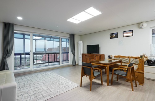 Mulgol Casa | Namhae German Village Hercules