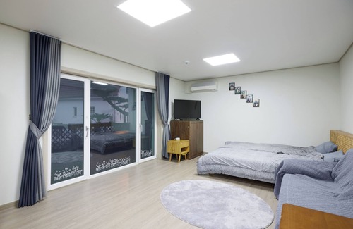 Mulgol Casa | Namhae German Village Hercules