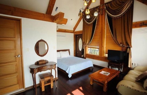 Namhae Casa | Namhae Seokbujak Jeongwon Pension