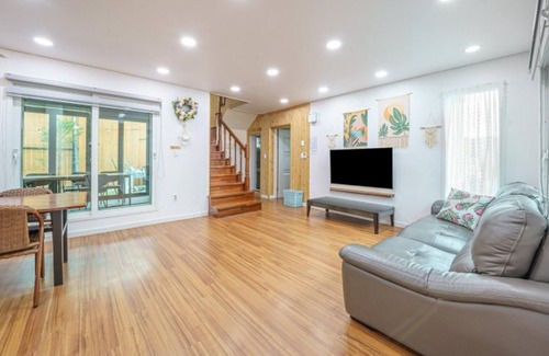 Namyangju Casa | Namyangju Four Seaons Pool Villa