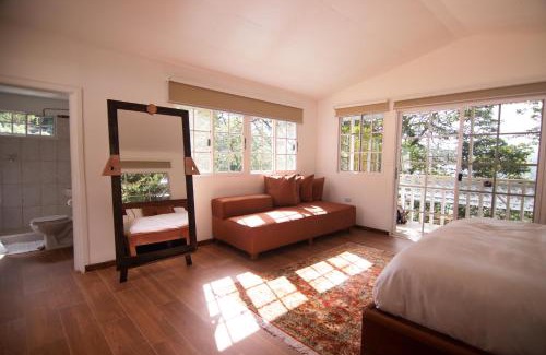 San Juancito Casa | Nan La Tigra