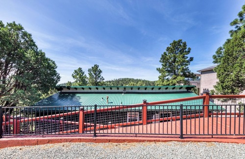 Alto Casa | Nana & Papa's Mountain Retreat
