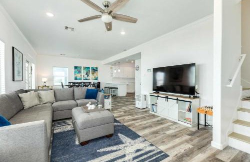 Freeport Casa | Nana & Pops Beachfront Home - Family Friendly