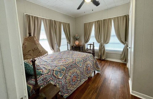 Hallsburg Casa | Nana's Cozy Country Getaway