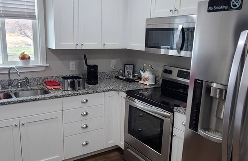 Price Casa | Nana's Place is a beautiful country family, pet-friendly home.