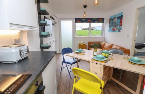 Sandown Casa | Nanny's Little House