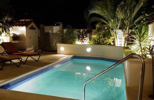 Porters Casa | Nanpa, Luxury Family Three Bed Villa, St James West coast, Private pool