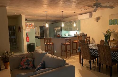 Porters Casa | Nanpa, Luxury Family Three Bed Villa, St James West coast, Private pool