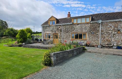 Pontesbury Casa | Nant-Isa