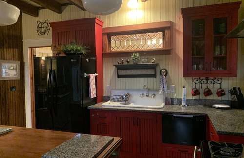 Hayesville Casa | Nantahala River front cabin adjoining National Forest