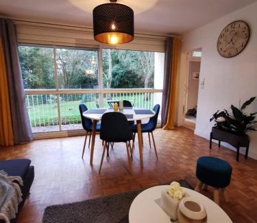 Eraudiere-Renaudiere Apartamento | Nantes RENAUDIERE - Proche Parc Expo Stade Beaujoire - Wifi - Parking - Tramway bus