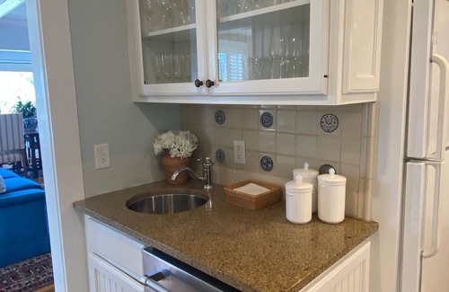 Siasconset Casa | Nantucket Classic! 5 Bed/4 Bath Sconset Beach-Golf-Lighthouse