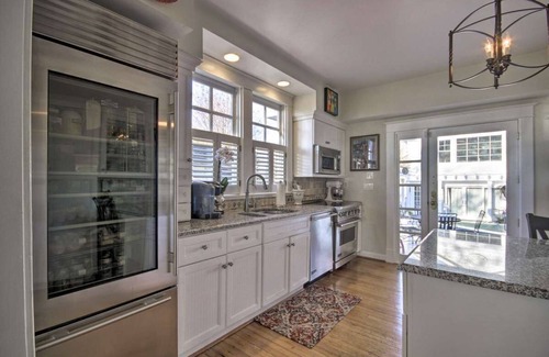 Annapolis Casa | NANTUCKET en el paseo marítimo de lujo CHESAPEAKE con piscina climatizada y vistas de Chesapeake!