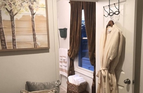 Parkville Cama Y Desayuno | Naomi Bed & Breakfast