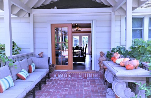 St. Helena Cama Y Desayuno | Napa Farmhouse Inn