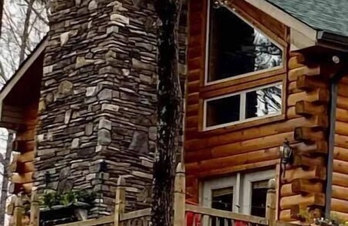 Marietta Cabina | Napaw Mountain Log Cabin ~ A Magical MountainTop Experience