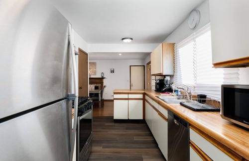 Fox Valley Casa | Naperville Rental- Knoll Dr