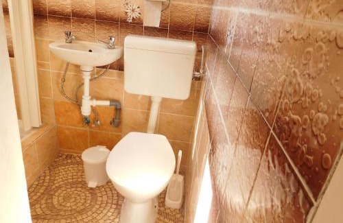 Miskolc-Tapolca Apartamento | Napfény Vendégház