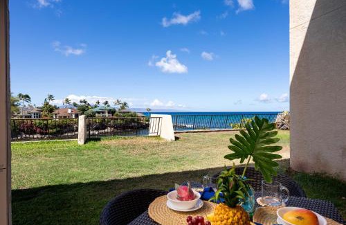 Napili Apartamento | Napili Point B33 1 Bedroom Oceanfront Condo condo