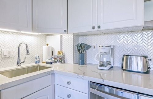 Napili Condominio | Napili Shores G154 Ocean View Studio Condo by RedAwning
