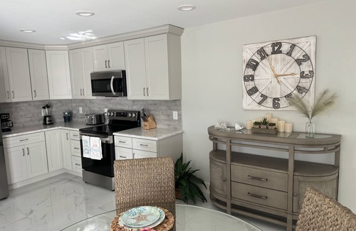 Connors Casa | Naples Fl. Vanderbilt Beach Waterfront- Magnificent Vanderbilt Bay!