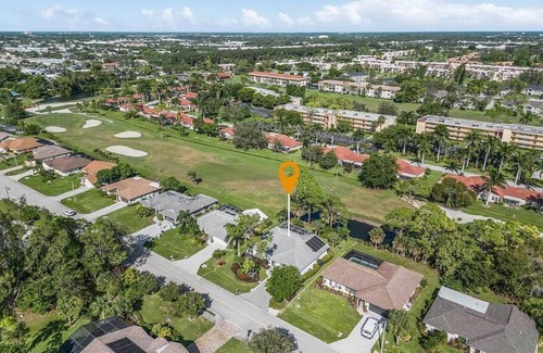 Central Naples Casa | Naples Golf Front Lux Pool Home