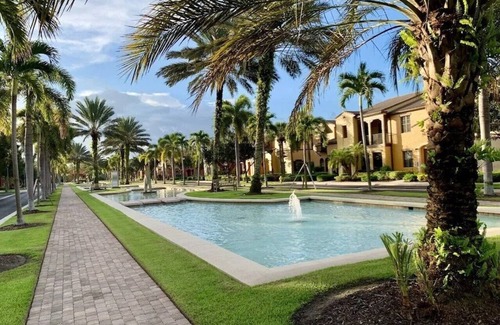 Ole Casa | Naples Masterpiece! Resort style living, Private Quad Pool, Best location in Ole