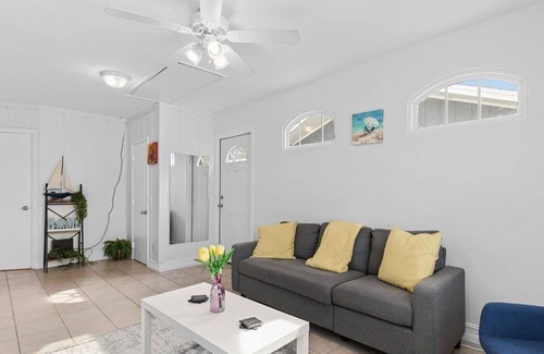 Naples Park Cabaña | Naples Park Beach Escape