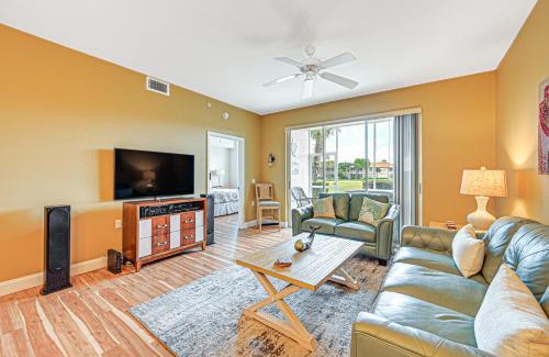 Naples Casa | Naples Resort Townhome with Screened Patio!