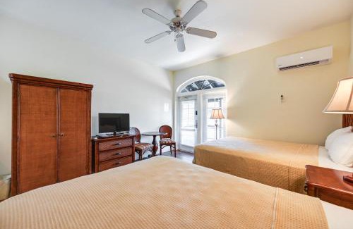 Naples Apartamento | Naples Vacation Rental Close to Parks and Beaches!