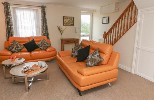 Connor Downs Casa | Nappers Cottage