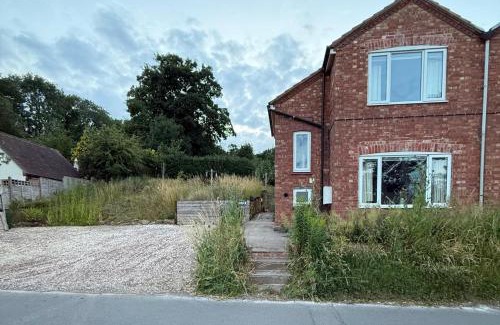 Napton-on-the-Hill Casa | Napton on the Hill - Sleeps upto 7 & Pet Friendly