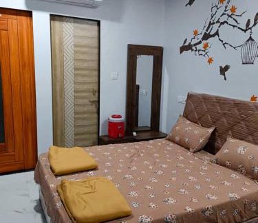 Rajpipla Casa | Naramada Homestay Rooms