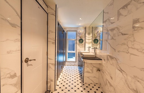 Khlong Toei Nuea Hotel | Narawad Boutique Hotel