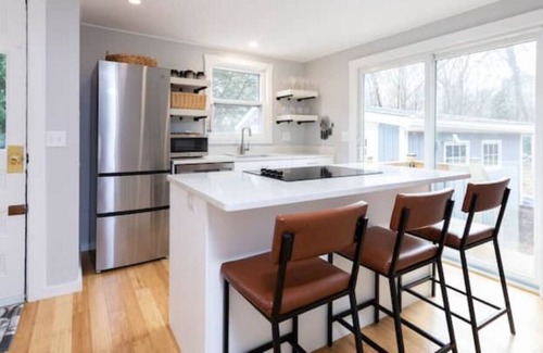 Narragansett Cabaña | Narragansett Beach/Narrow River! Welcome to Riverbend Cottage II
