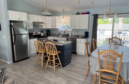 Bonnet Shores Casa | Alquiler de vacaciones casa Narragansett Bonnet Shores 5 bed2 bath Central Air!