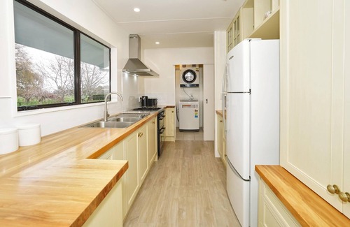 Rukuhia Casa | Narrows Hideaway - Rural retreat near Hamilton Airport