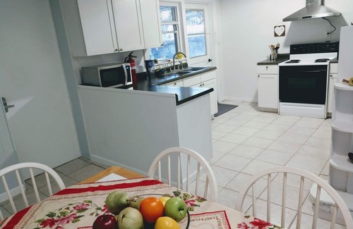 Titusville Casa | NASA KSC Guest House 3bds 2bths+kayaks+ rocket launches+beaches+Cape Canaveral
