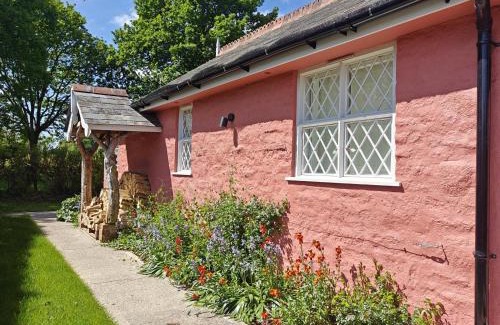 Yarpole Casa | Nash Lodge